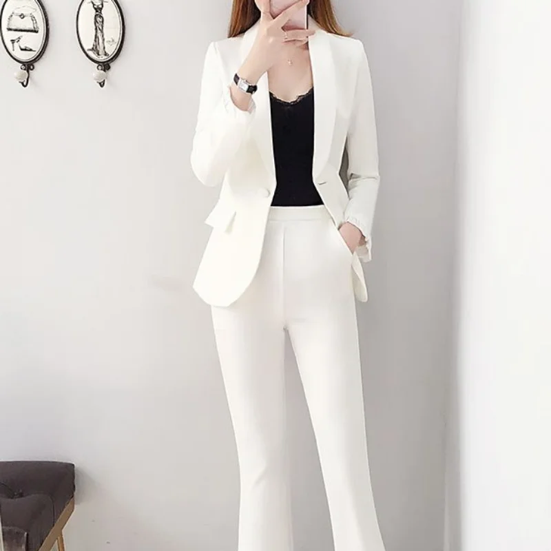 Blazer and White Trouser Suit  - Women Formal Wear White Shirt recension och pris