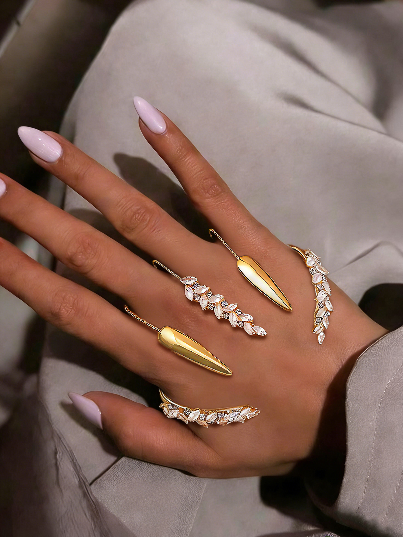 Edgy Wheat-Shape Crystal Open  - Edgy Formal Wear Women recension och pris
